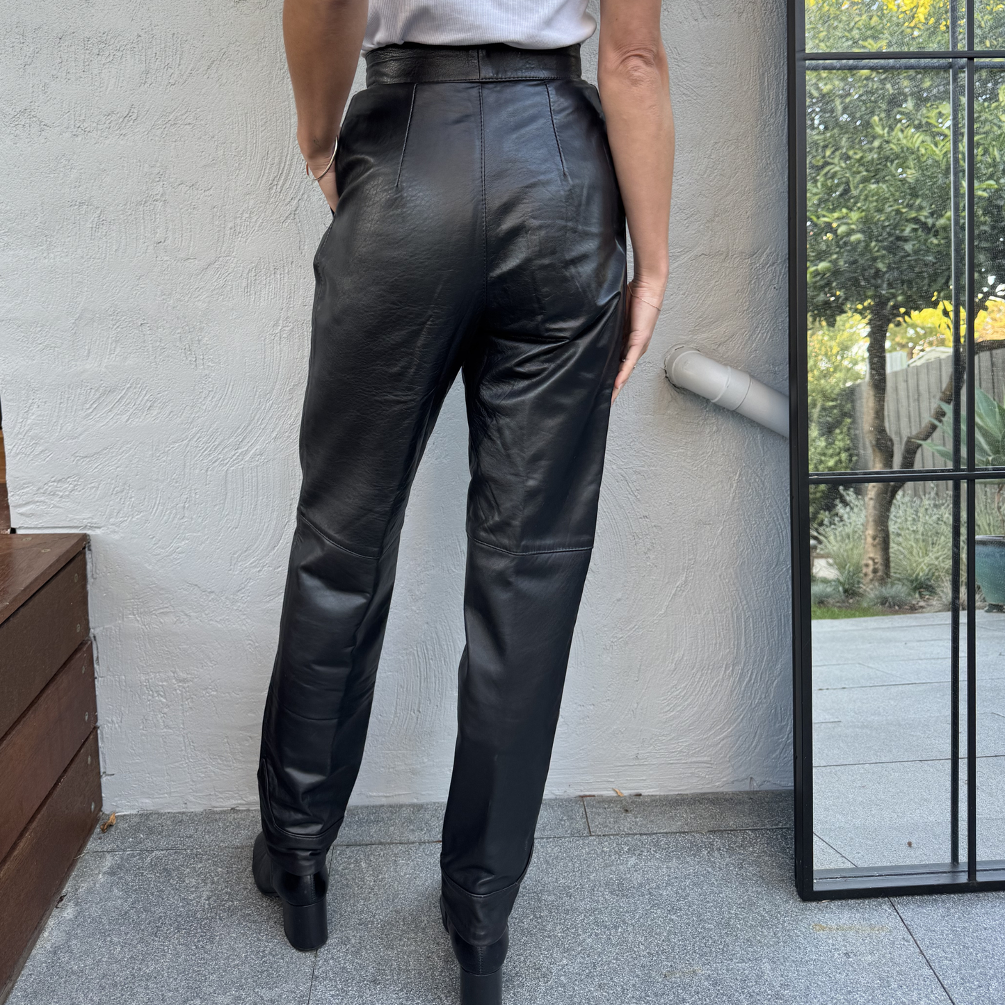 1980s Carmen Oliva Leather Trousers // Size 10