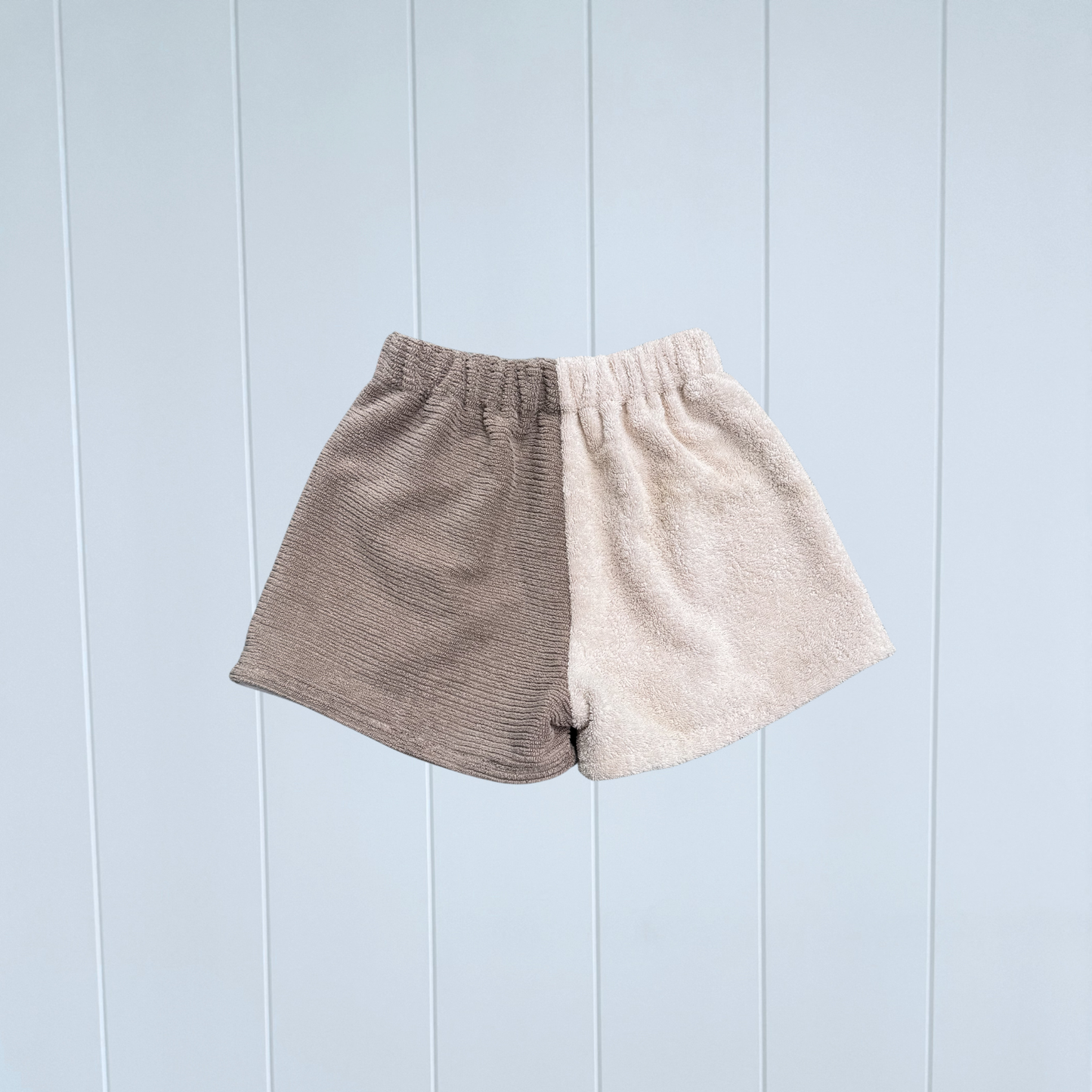 Women's RETOWEL Shorts 017 //Size 6-10