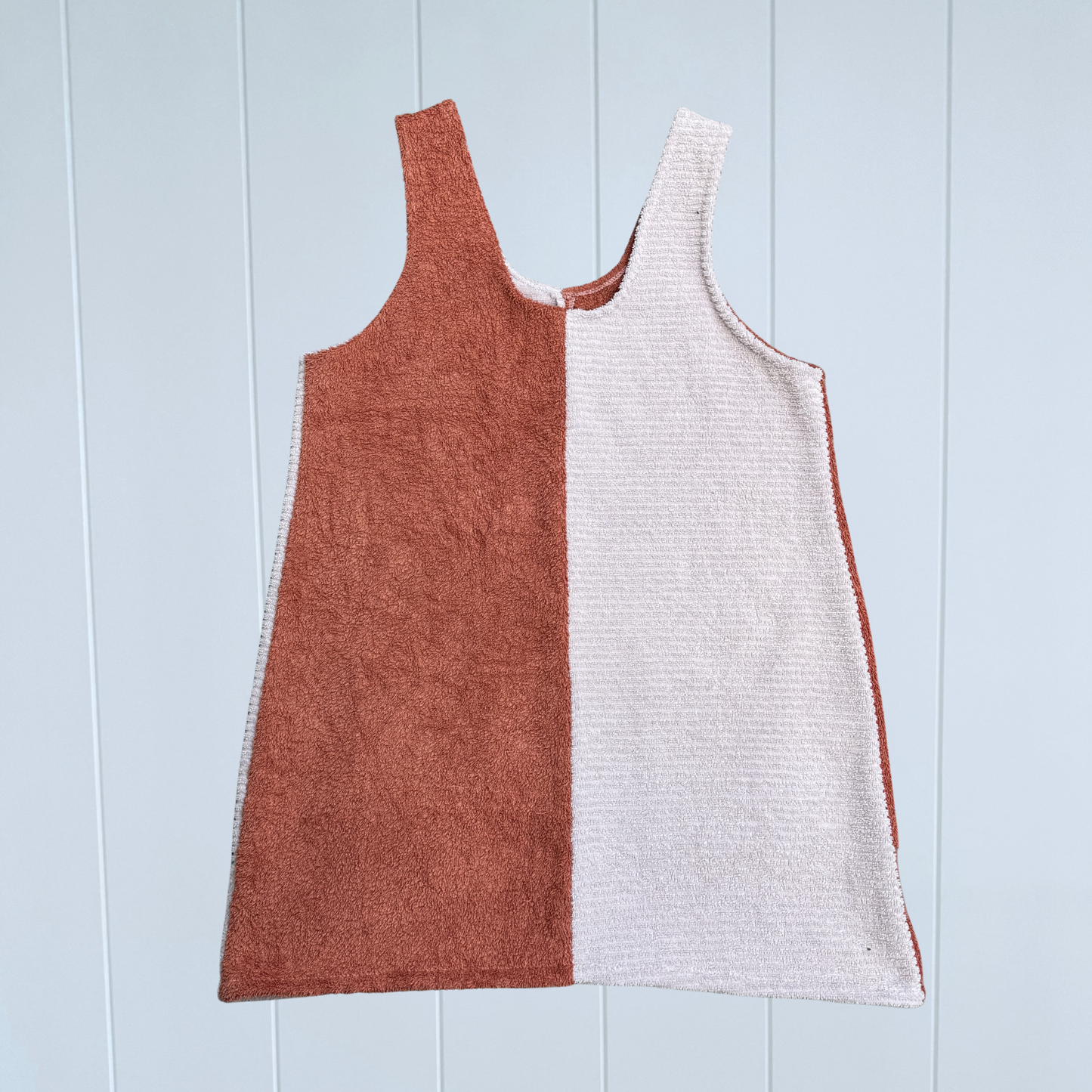 RETOWEL Dress 001 // Size 10-14