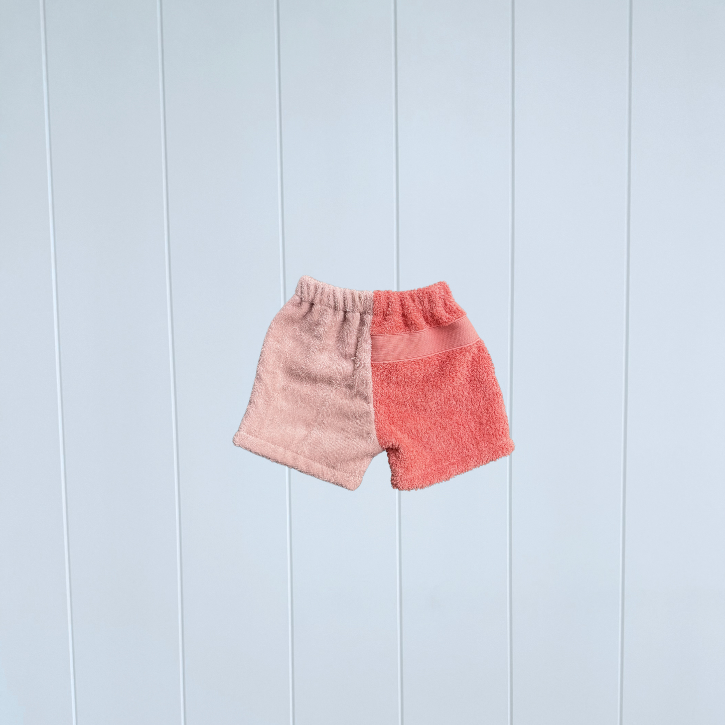 Kids RETOWEL Shorts 015 // Size 6-18 months