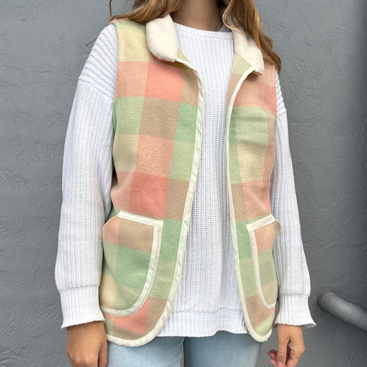 Sunday Snug Vest 004 // Sherbet