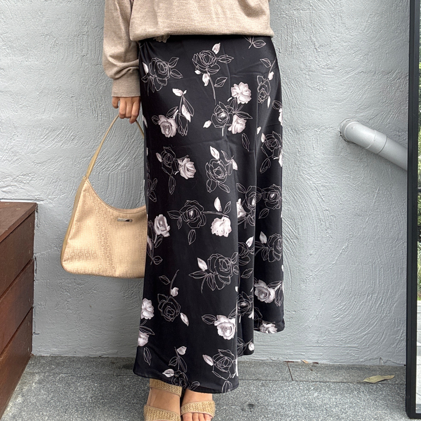 90s Floral A-line Midi Skirt // Size 10