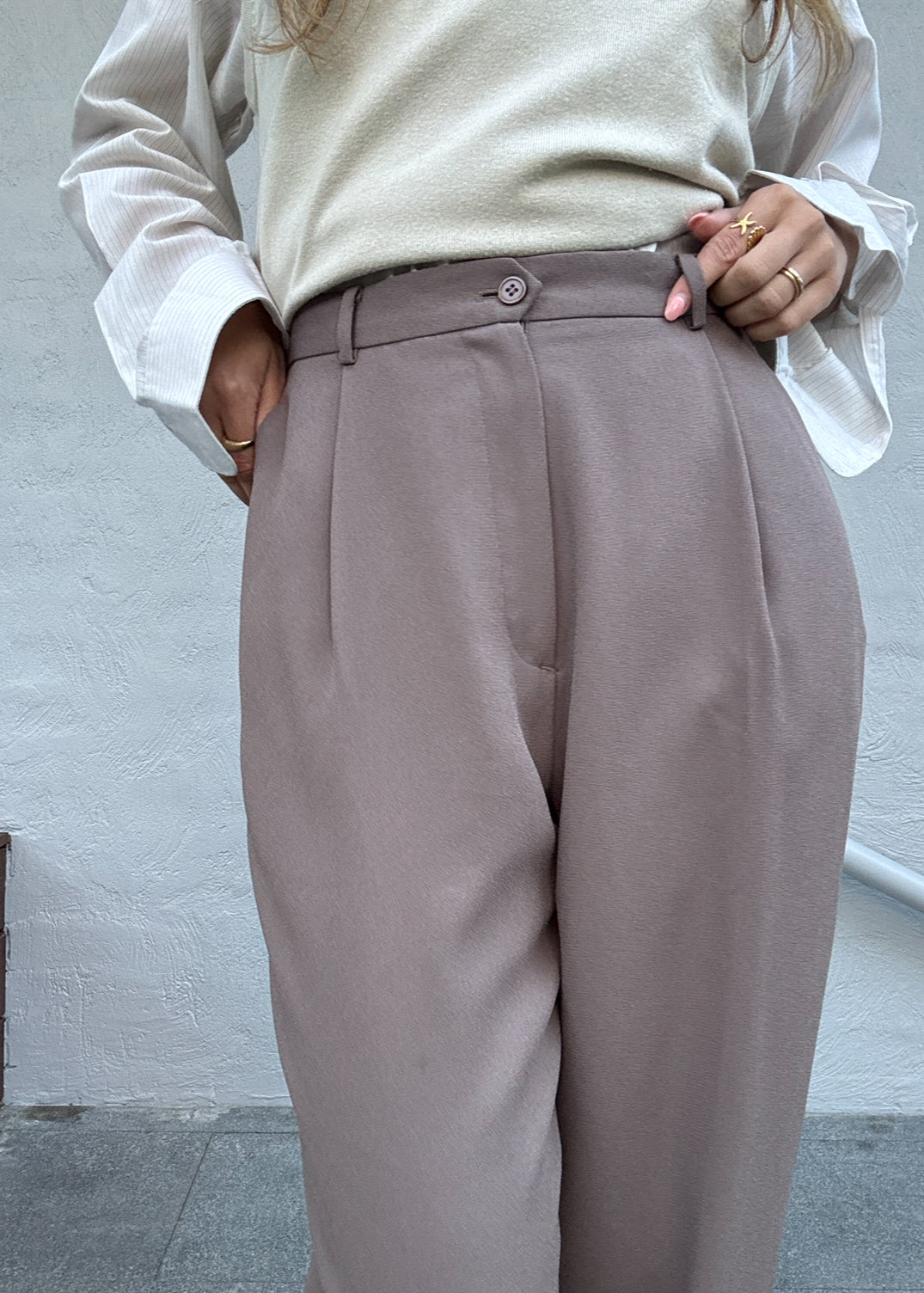 Vintage Taupe Trousers // Size 8-10
