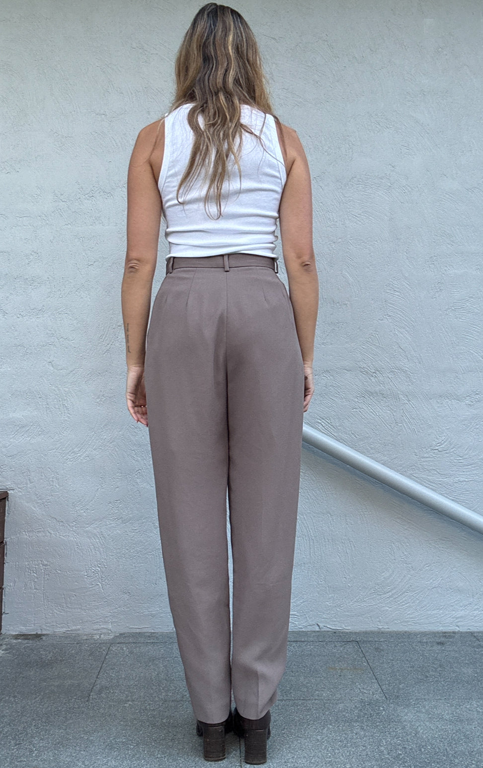 Vintage Taupe Trousers // Size 8-10
