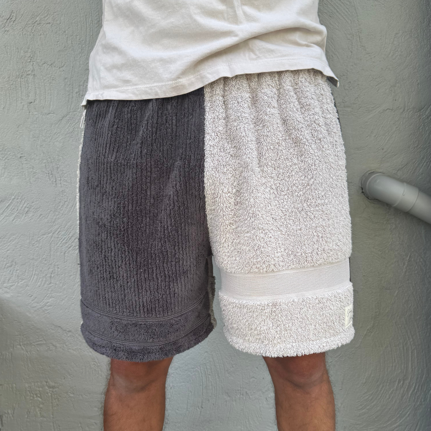 Men’s RETOWEL Shorts 001 // Size 30-34
