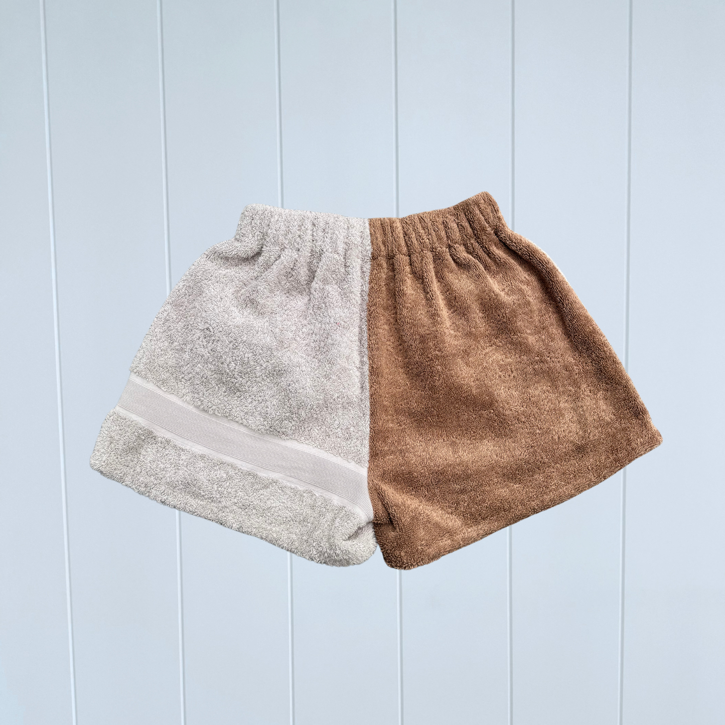 Women's RETOWEL Shorts 012 // Size 8-12