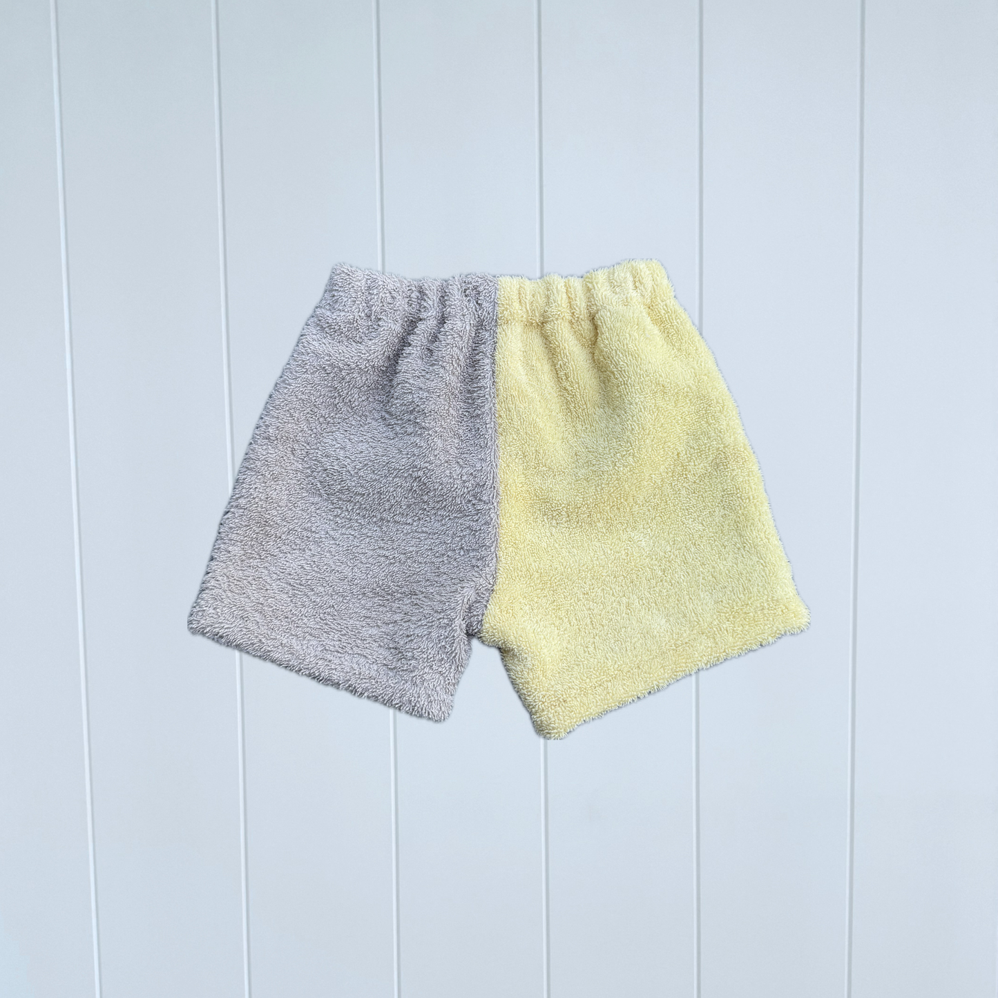 Kids RETOWEL Shorts 001 // Size 6-18 months