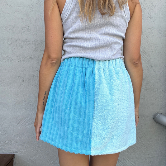 Women's RETOWEL Skirt 001 //Size 6-10
