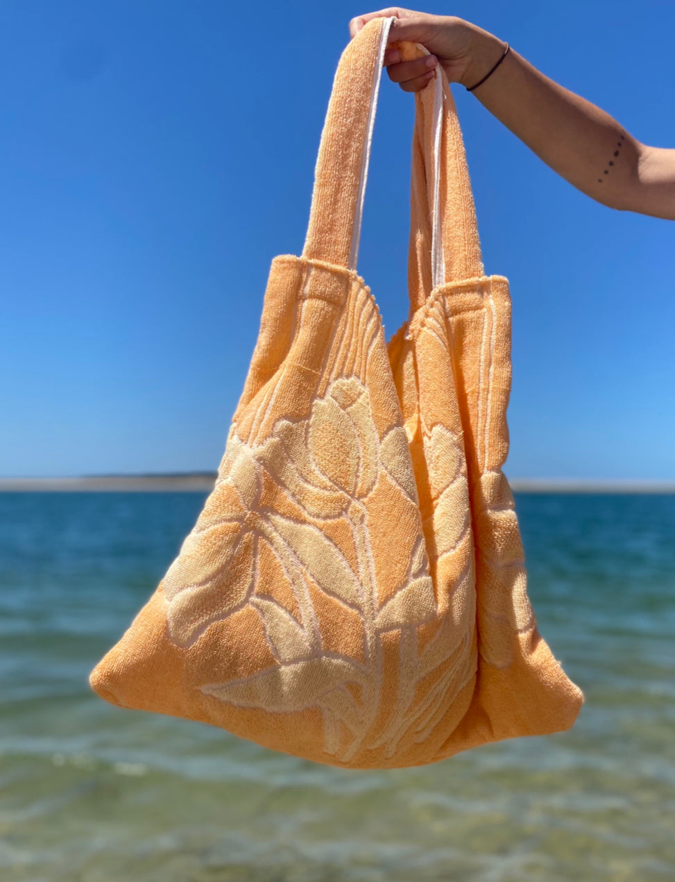 Sundays Summer Tote // Peach Reversible
