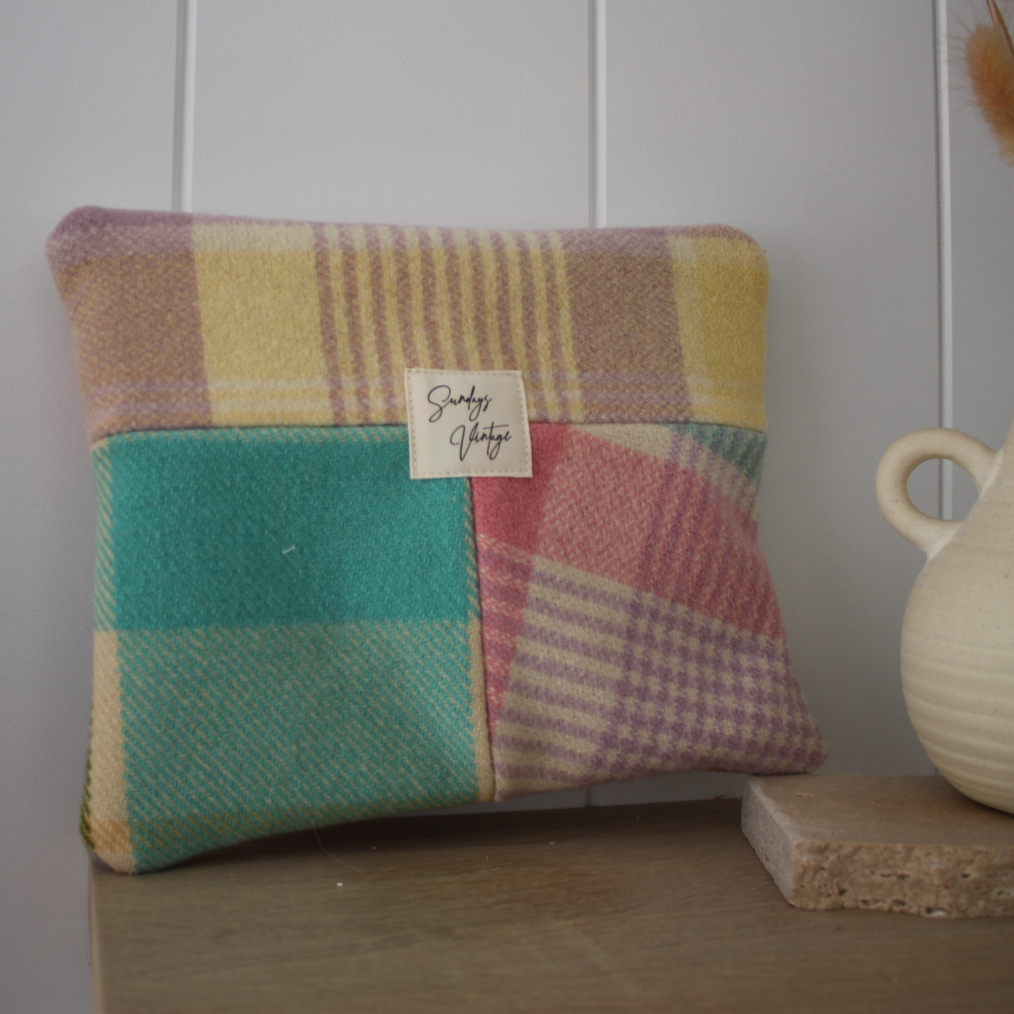 Sunday Snug Pouch 005