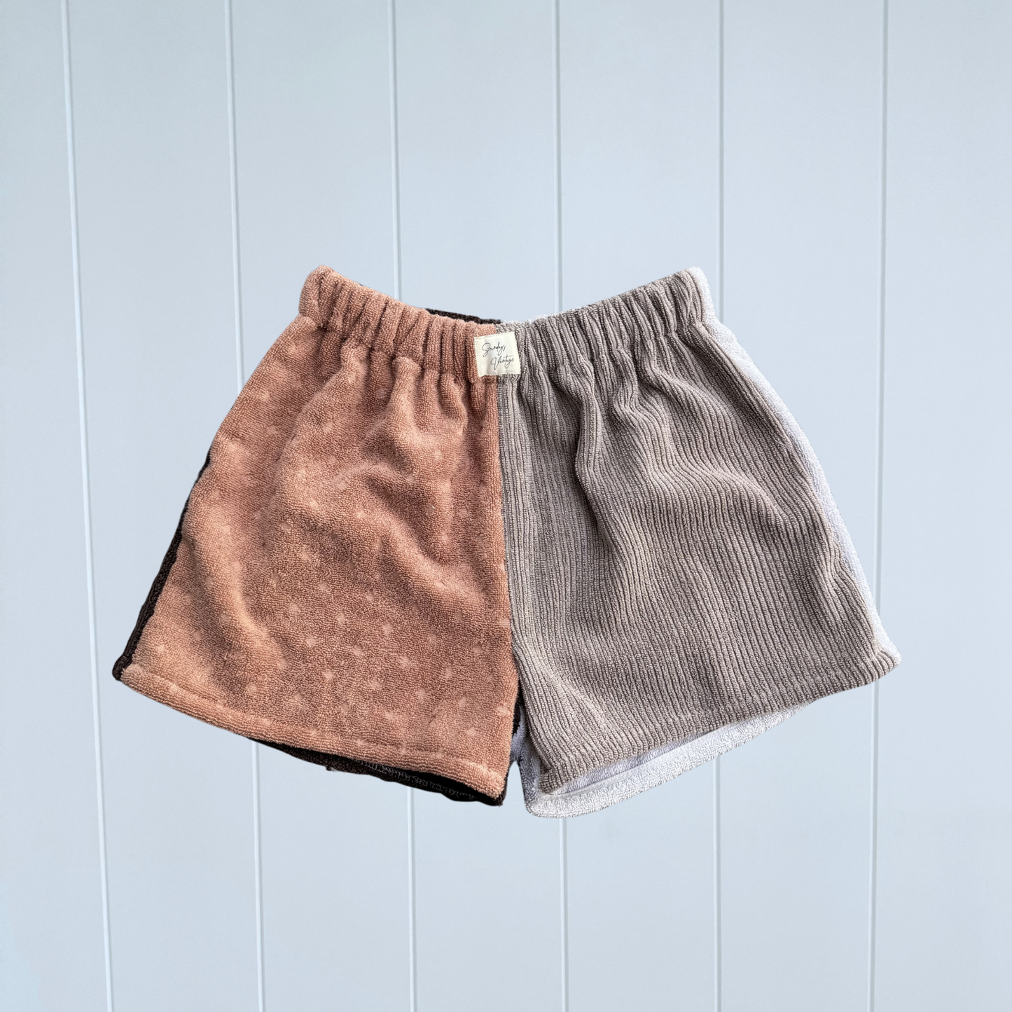 Women's RETOWEL Shorts 009 // Size 10-14