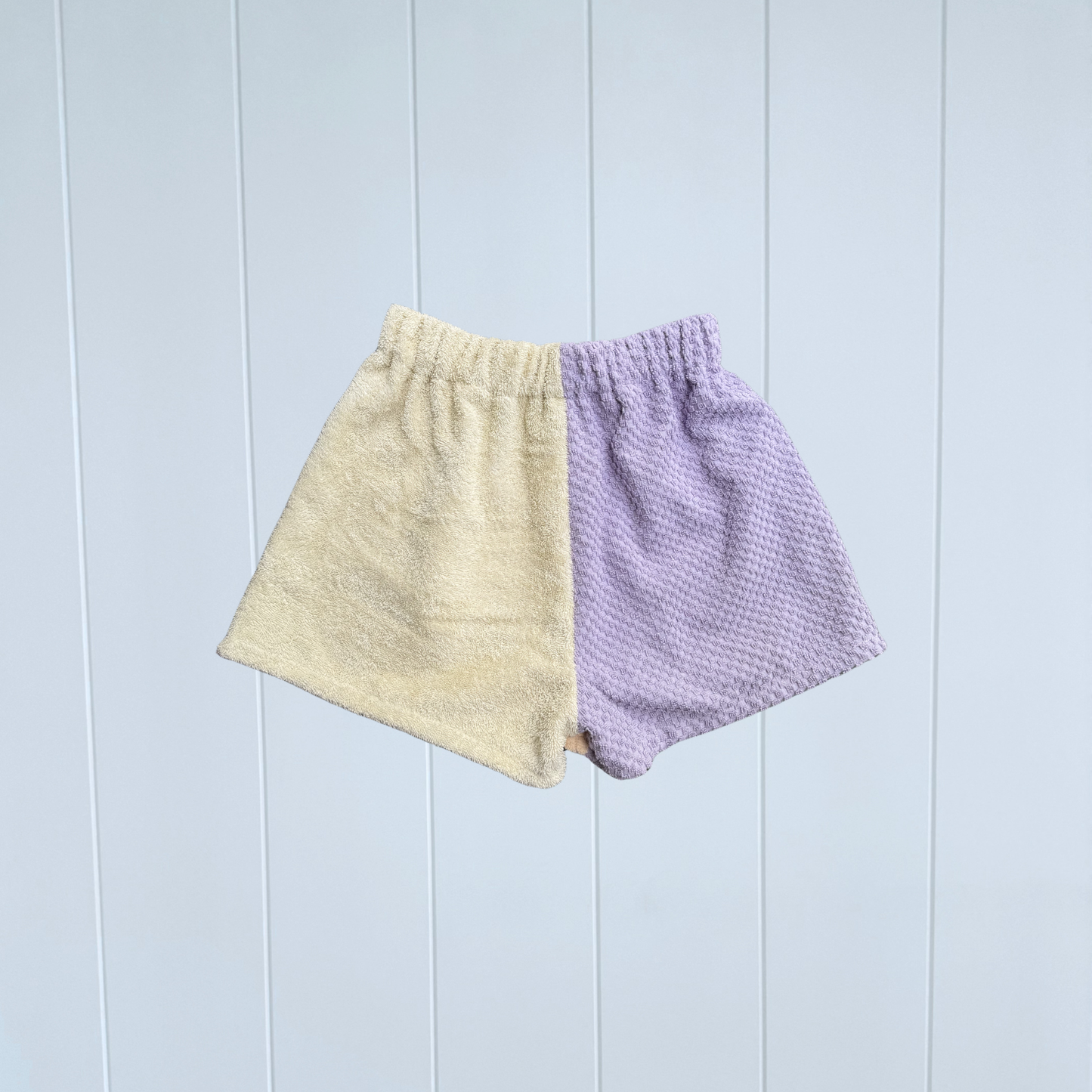 Women's RETOWEL Shorts 014 //Size 6-10