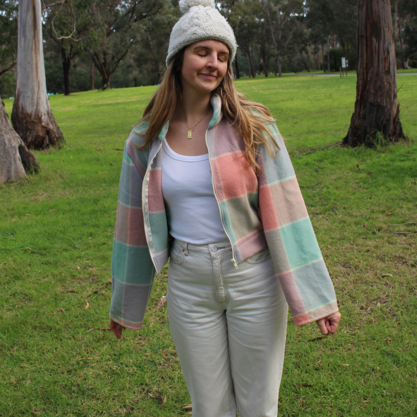 Sundays Blanket Bomber 020 // Pastel Picnic