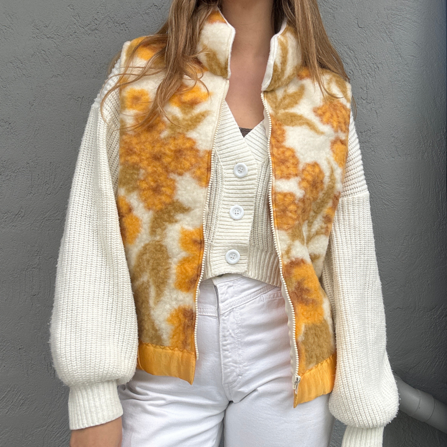 Sunday Snug Vest 011 // Golden Daisy