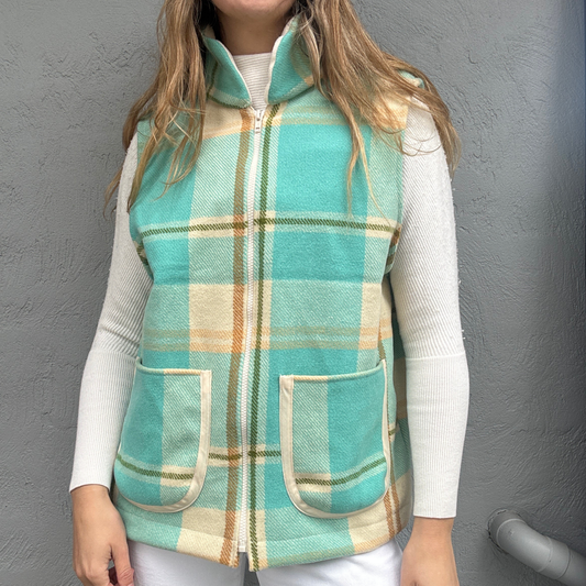 Sunday Snug Vest 009 // Tidal