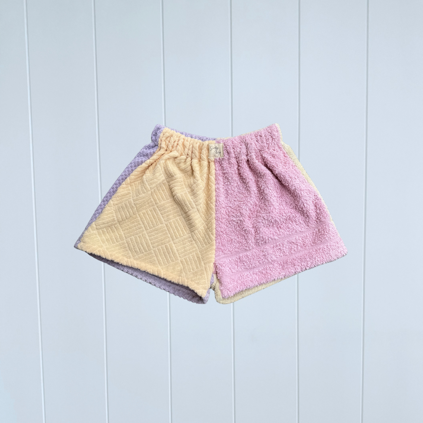 Women's RETOWEL Shorts 014 //Size 6-10