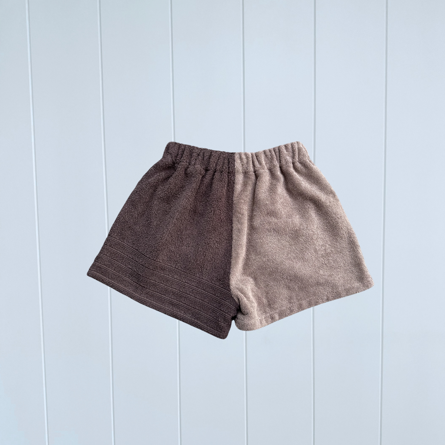 Women's RETOWEL Shorts 021 // Size 8-12