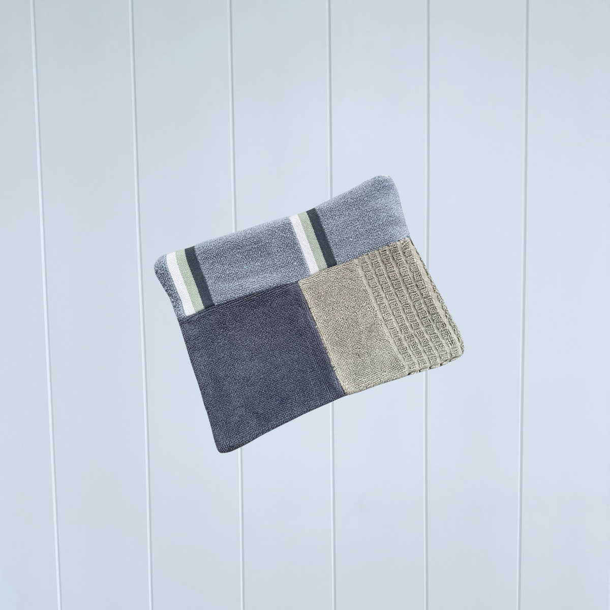RETOWEL Beach Pouch 017