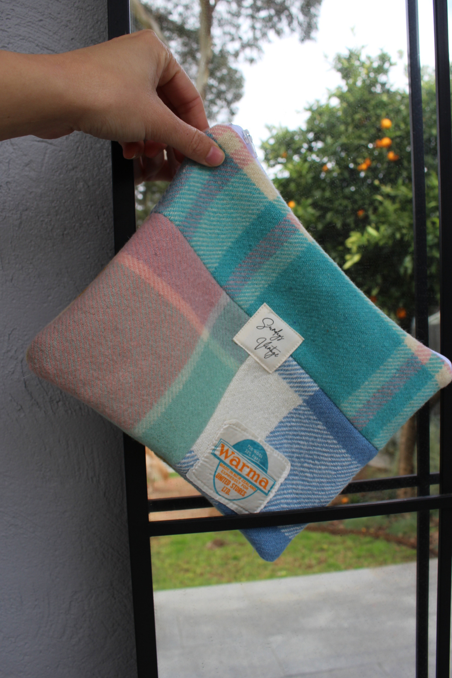 Sunday Snug Pouch 011