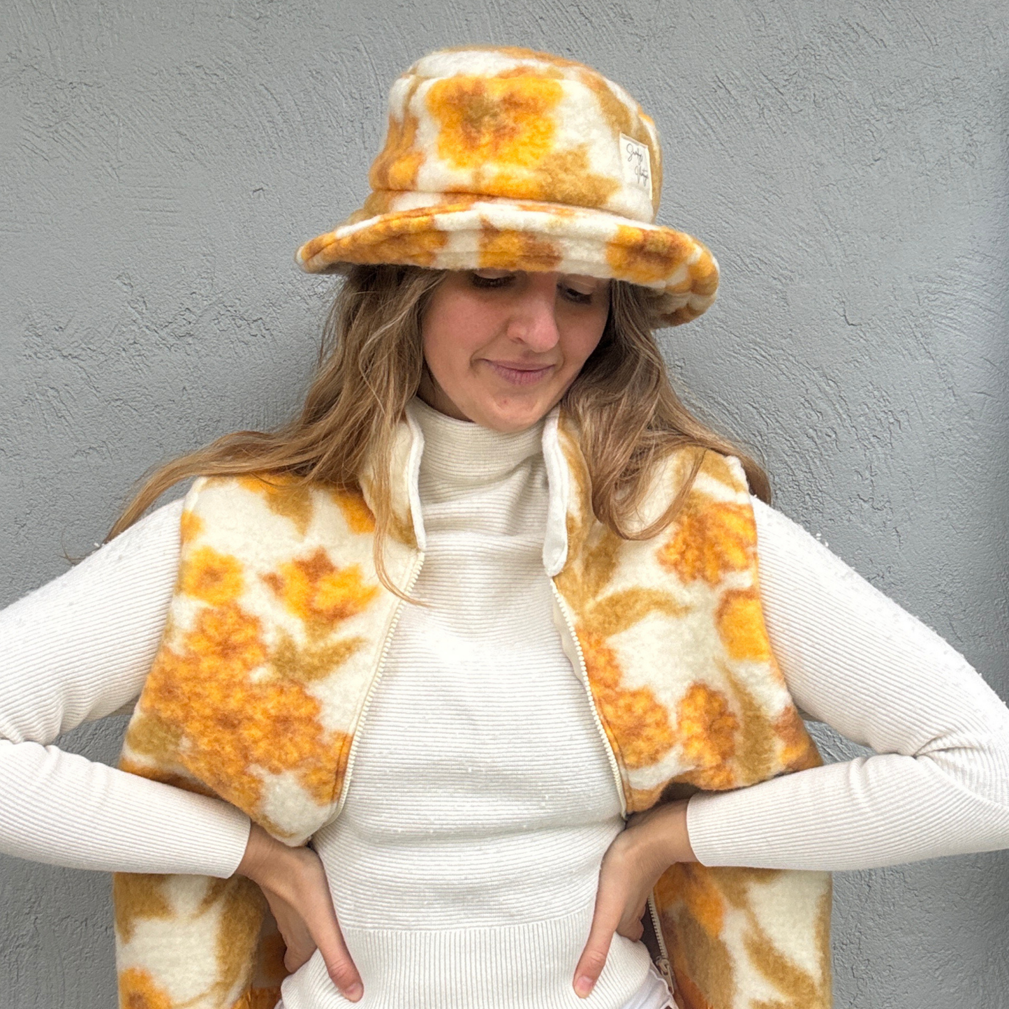 Sunday Snug Bucket Hat 007