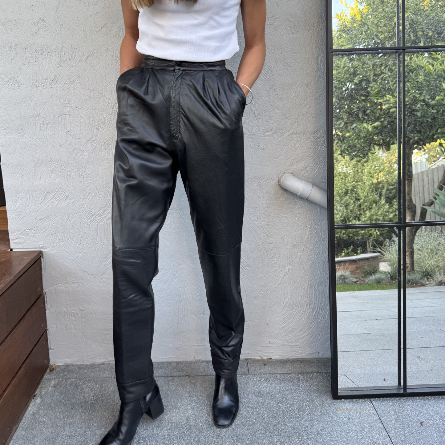 1980s Carmen Oliva Leather Trousers // Size 10