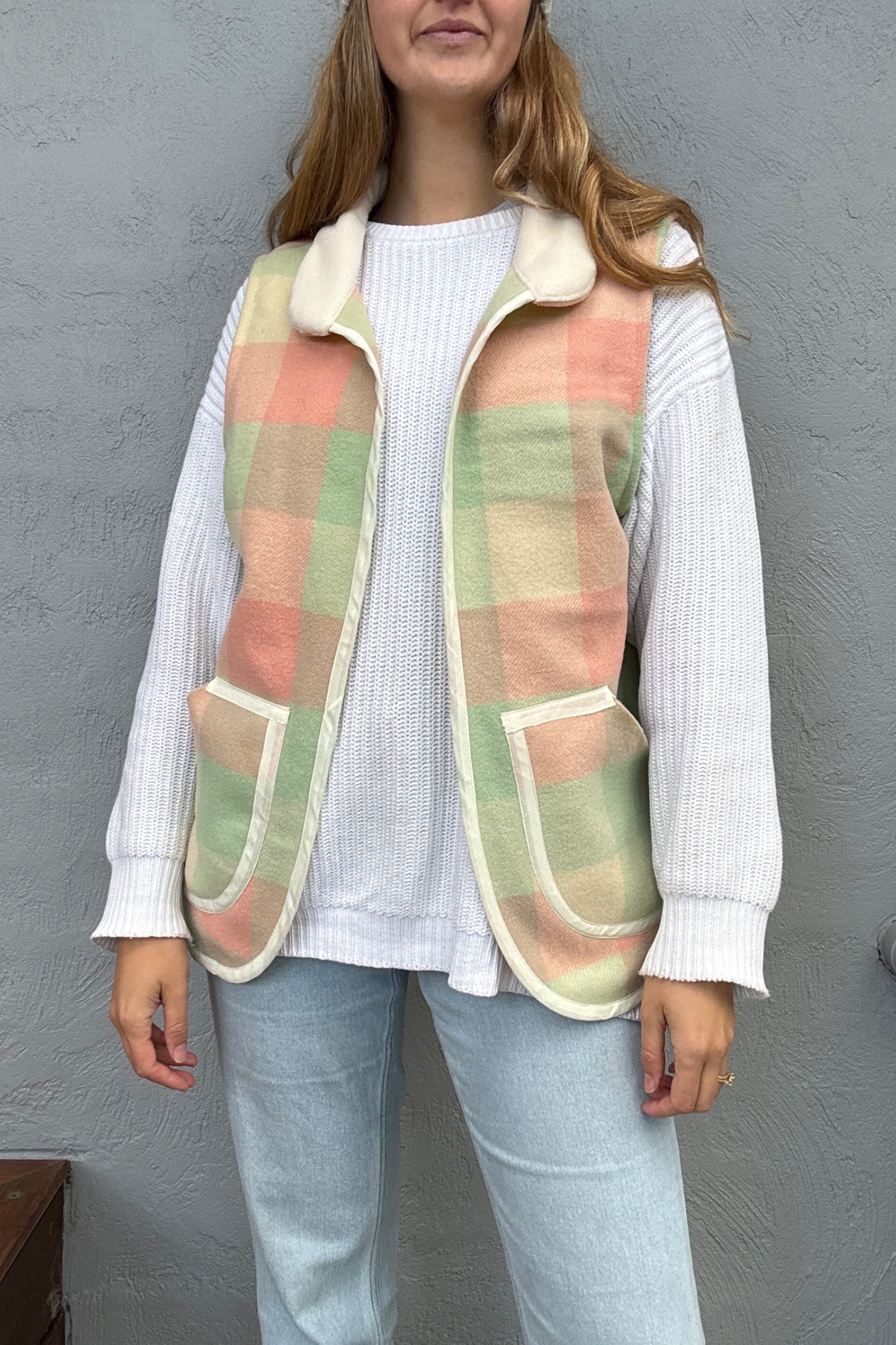 Sunday Snug Vest 004 // Sherbet