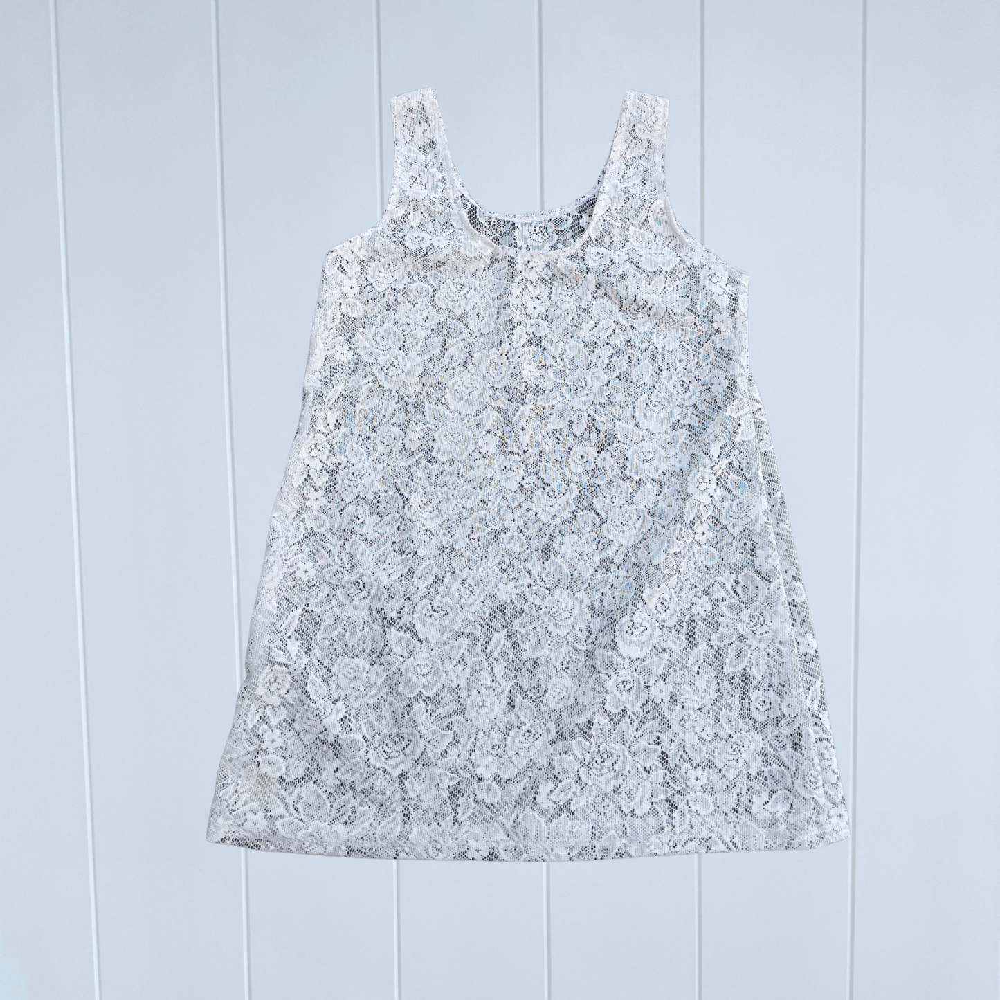 Sundays Lace Dress 001 // Size 8-12
