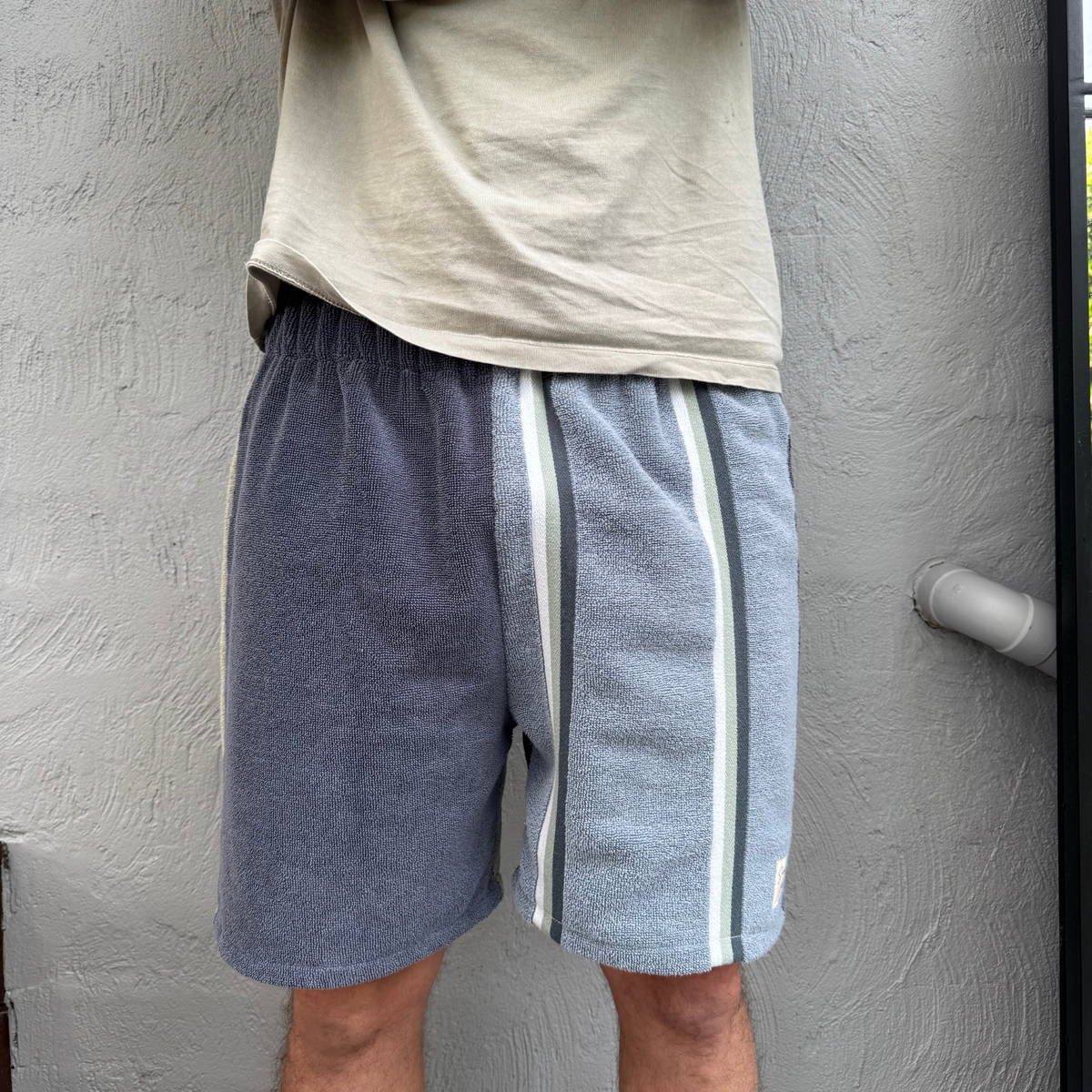 Men’s RETOWEL Shorts 004 // Size 30-34