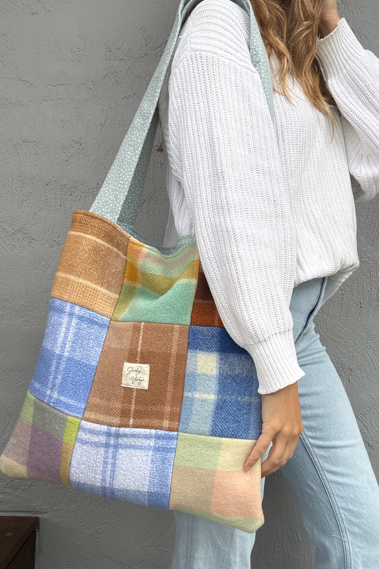 Sunday Snug Small Patchwork Bag 001
