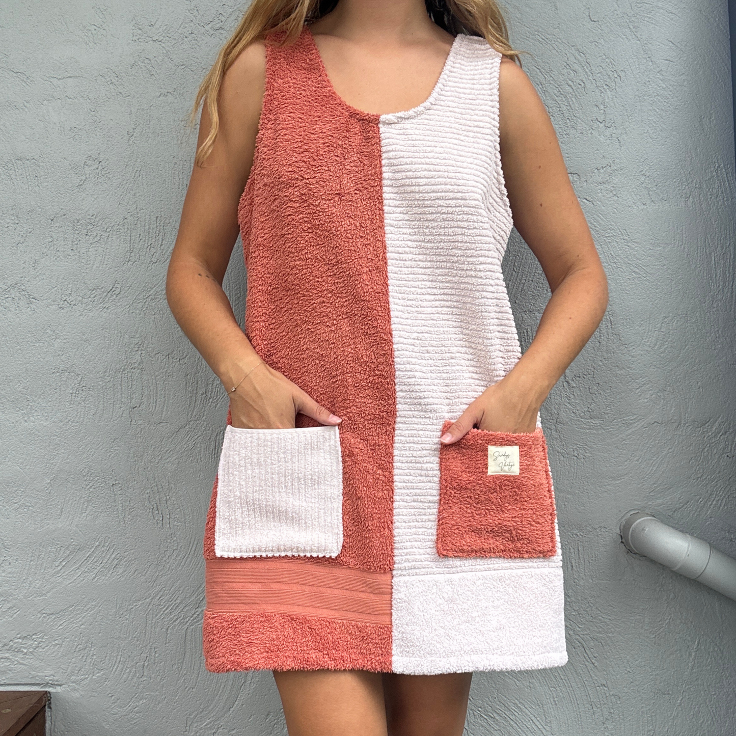 RETOWEL Dress 001 // Size 10-14