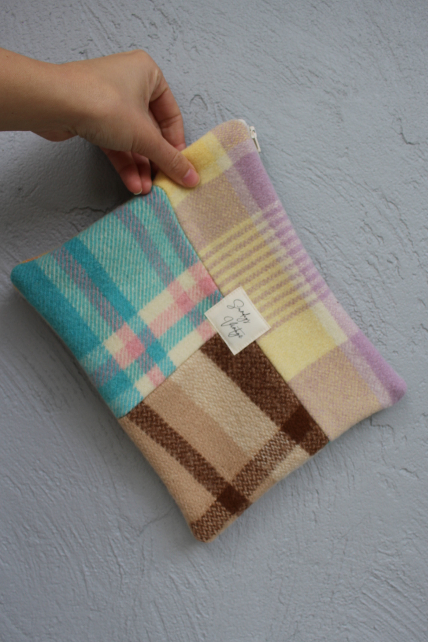 Sunday Snug Pouch 013
