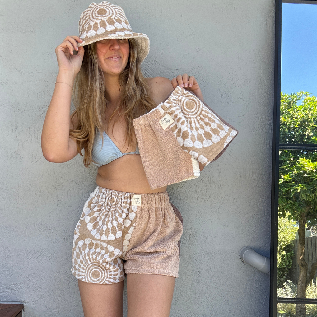 Women's RETOWEL Shorts 021 //Size 6-10