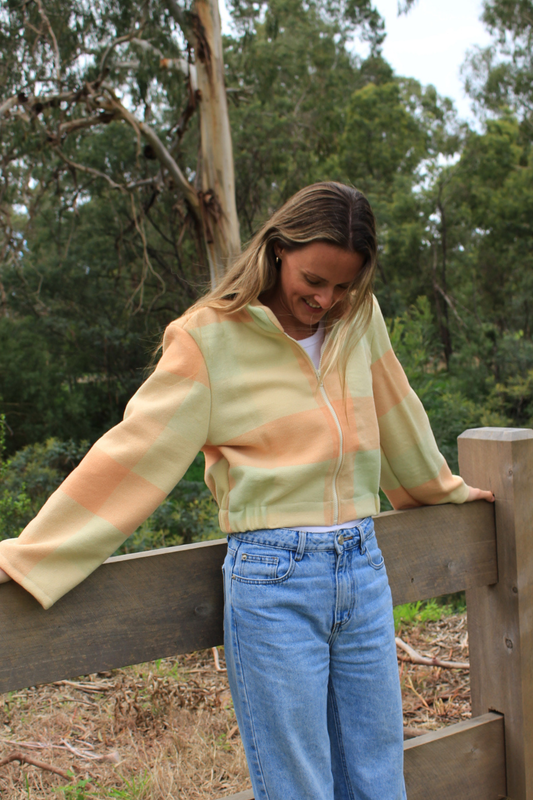 Sundays Blanket Bomber 018 // Peaches