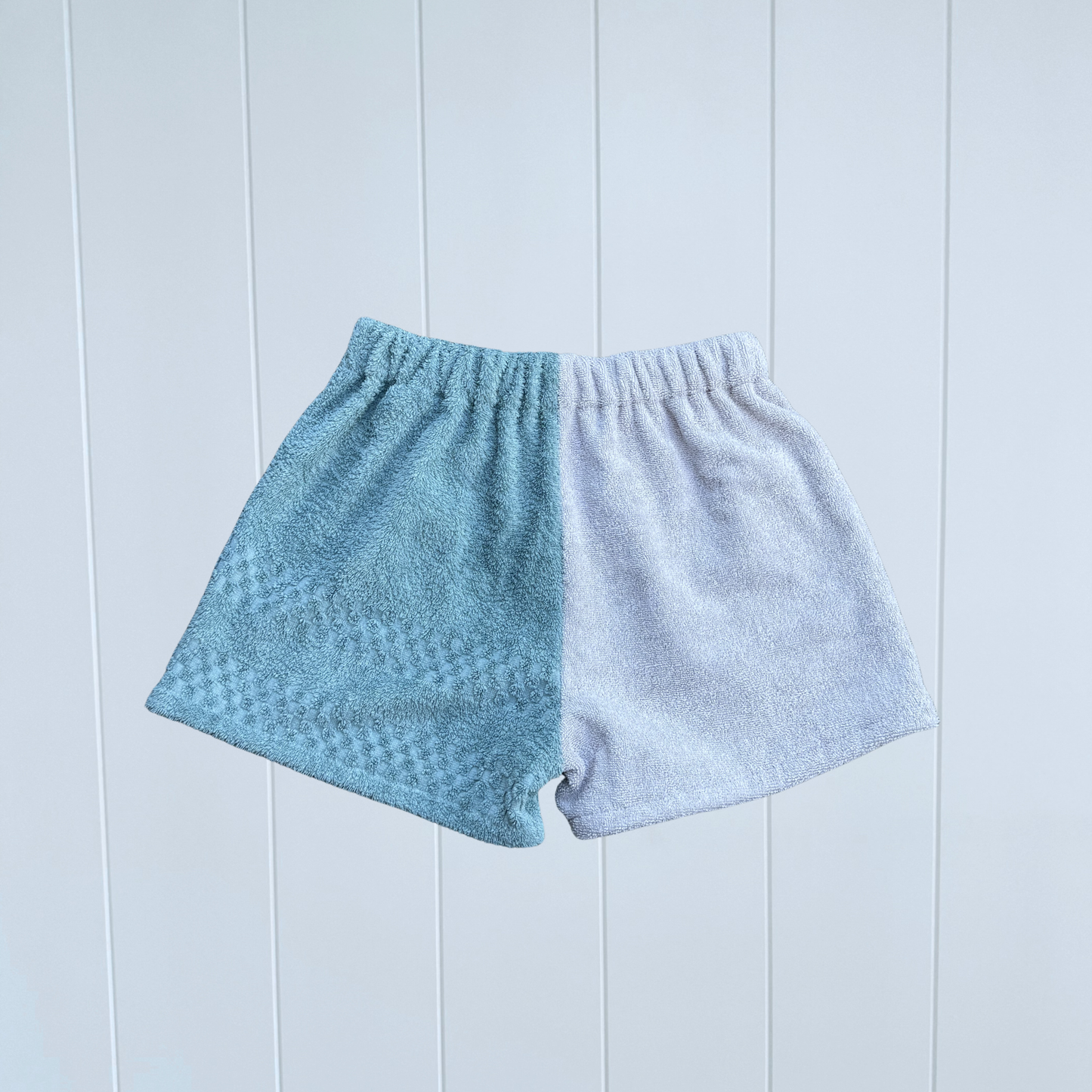 Women's RETOWEL Shorts 011 // Size 10-14