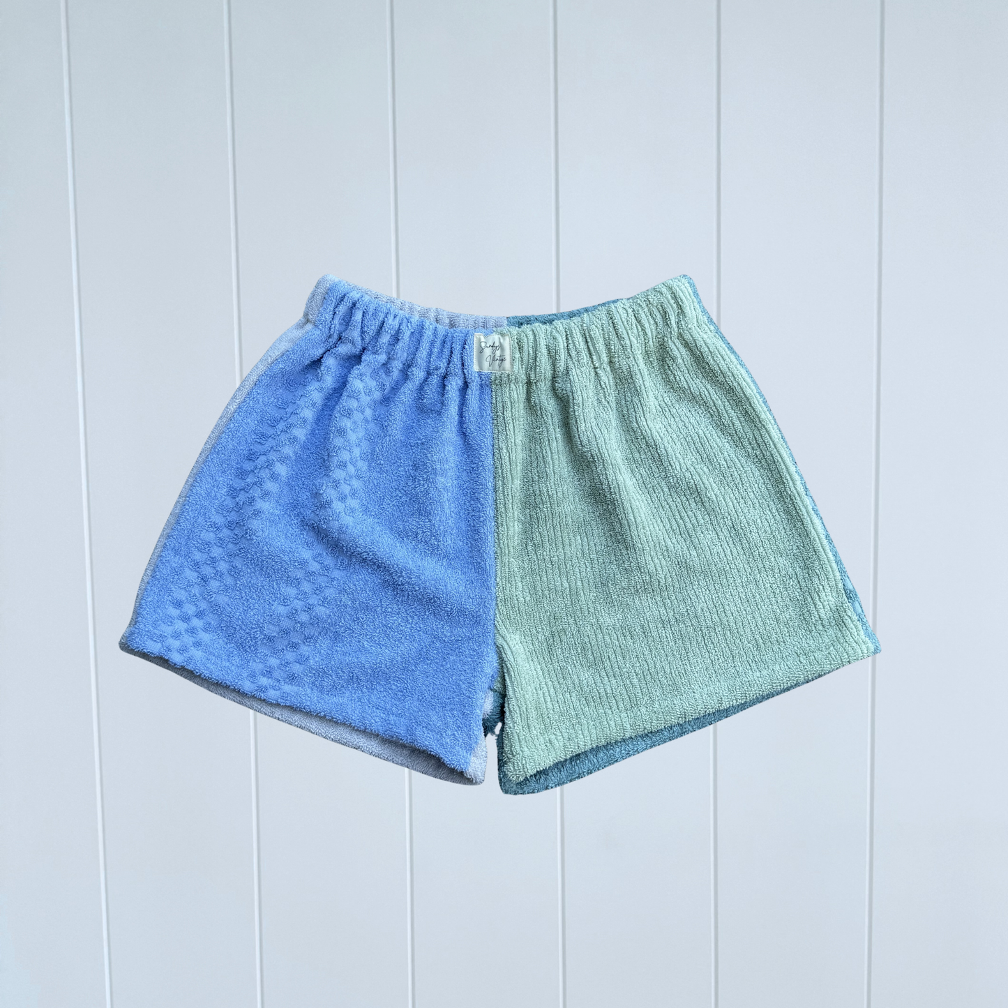 Women's RETOWEL Shorts 011 // Size 10-14