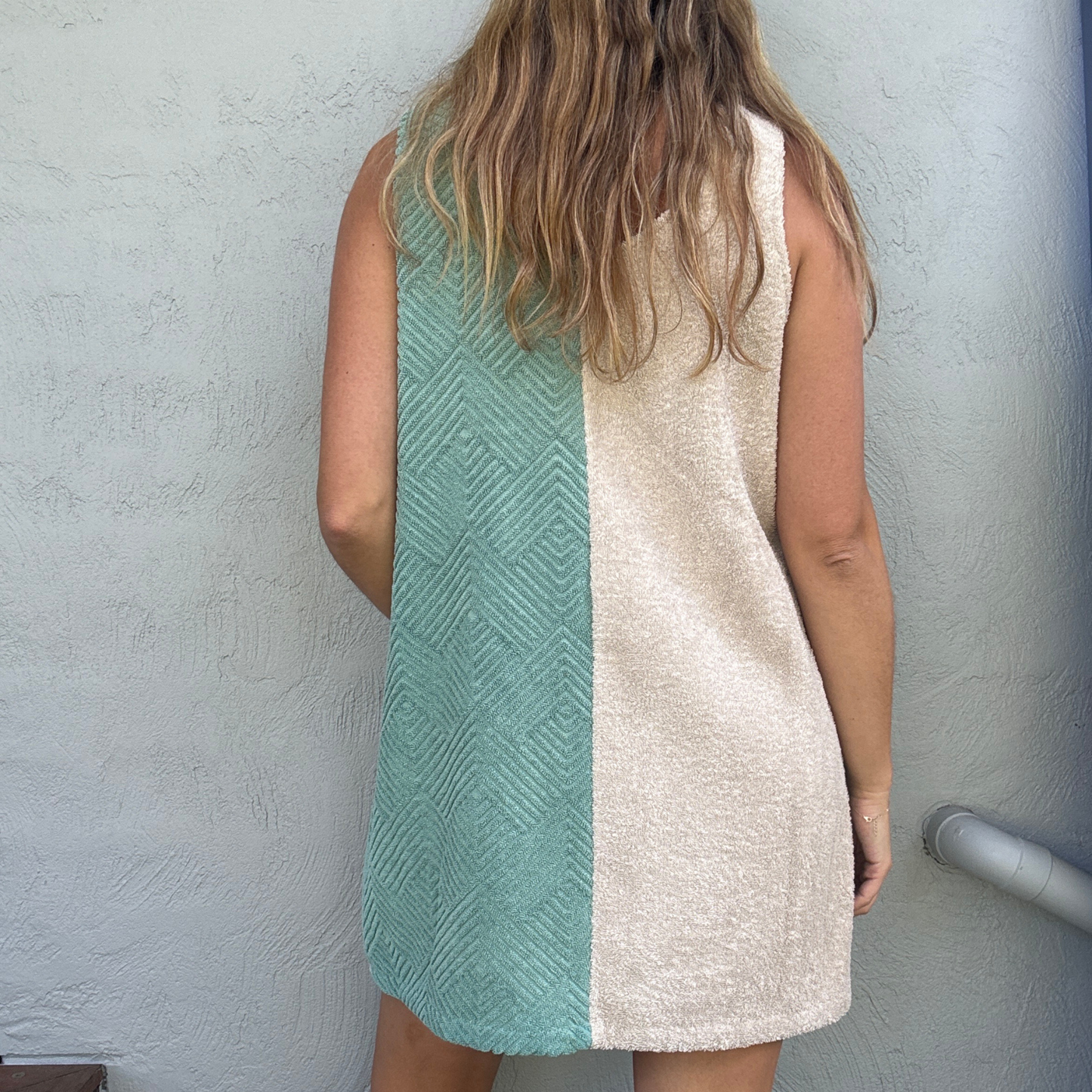 RETOWEL Dress 001 // Size 8-12