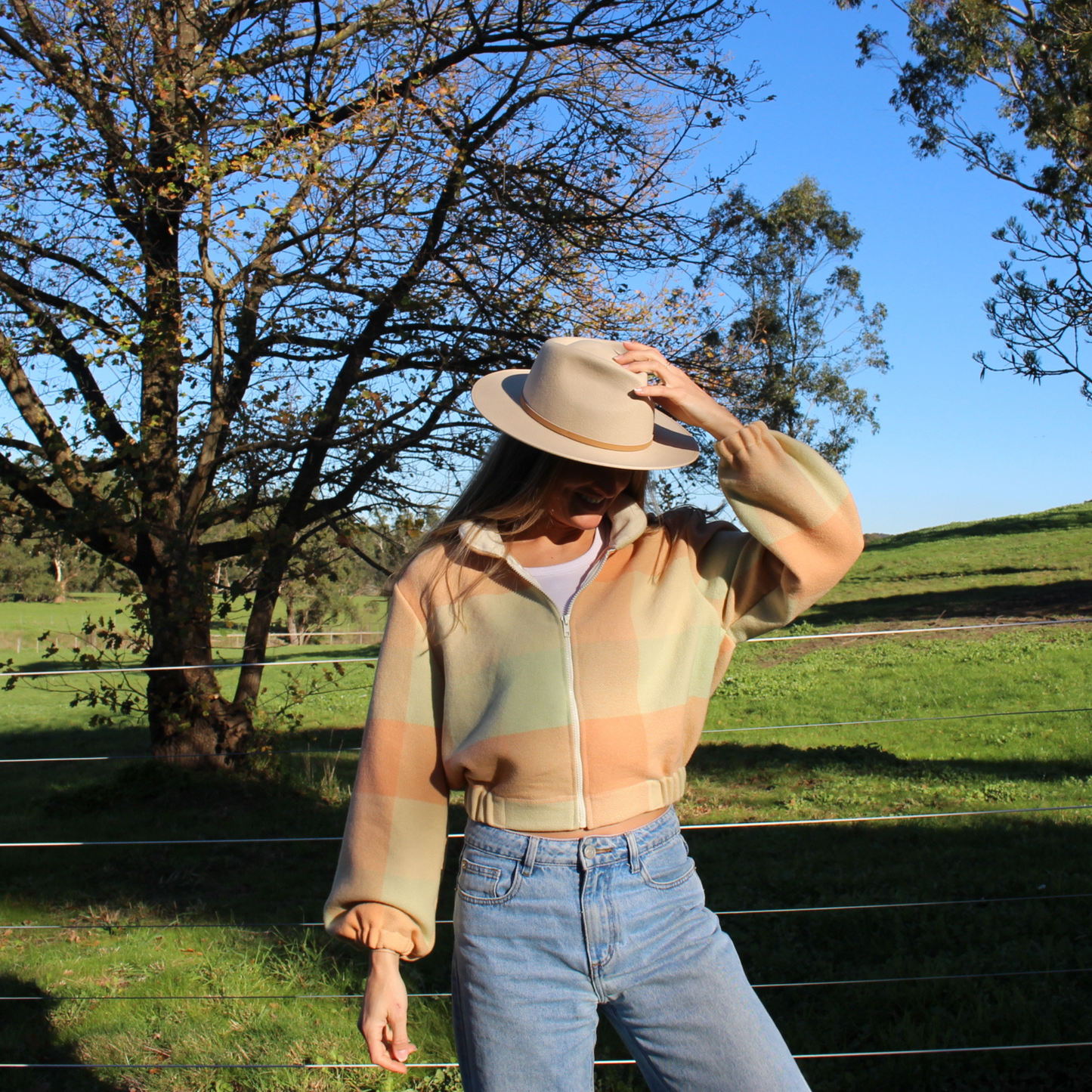 Sundays Blanket Bomber 007 // Peaches