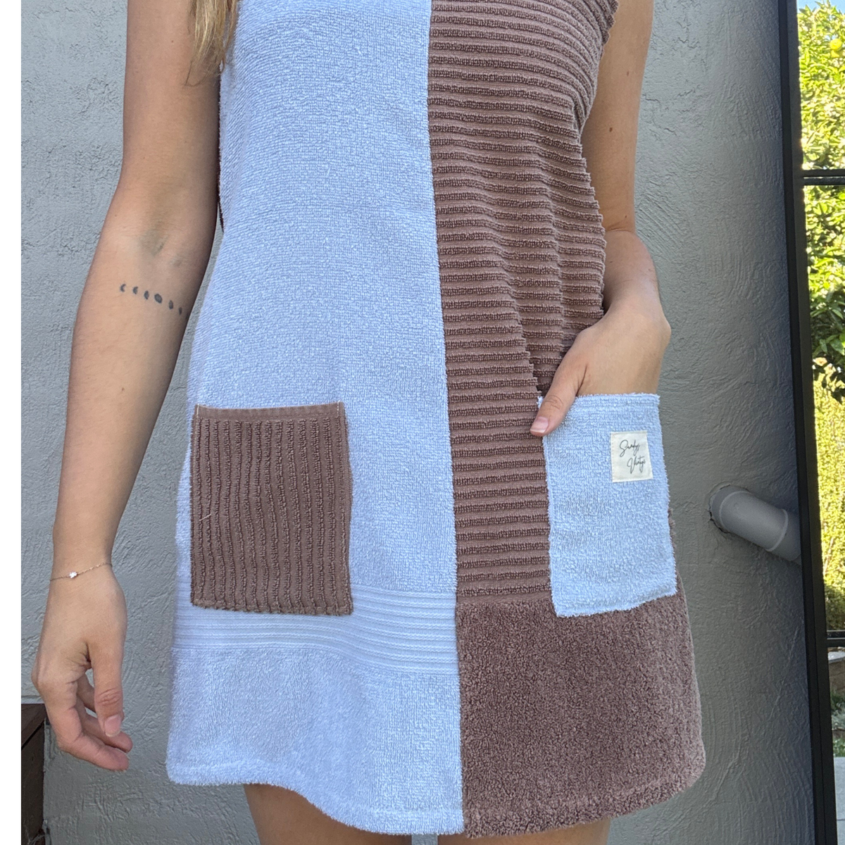 RETOWEL Dress 006 // Size 6-10