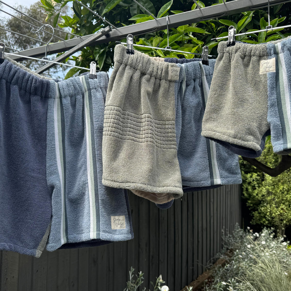 Men’s RETOWEL Shorts 004 // Size 30-34