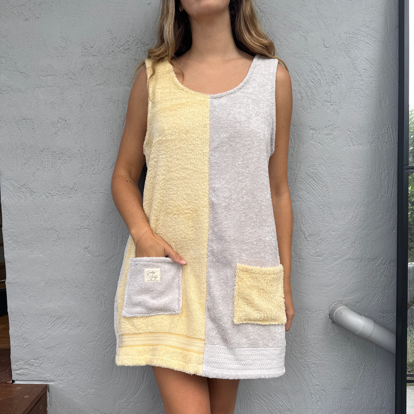 RETOWEL Dress 003 // Size 10-14