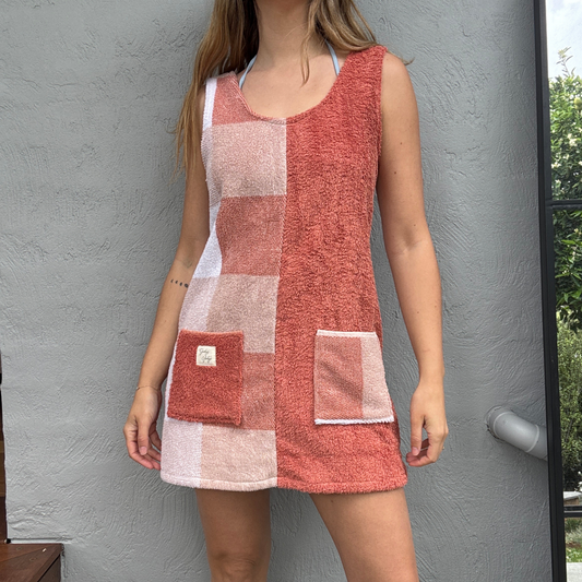 RETOWEL Dress 005 // Size 6-10