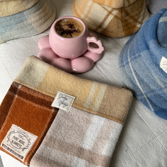Sunday Snug Pouch 001