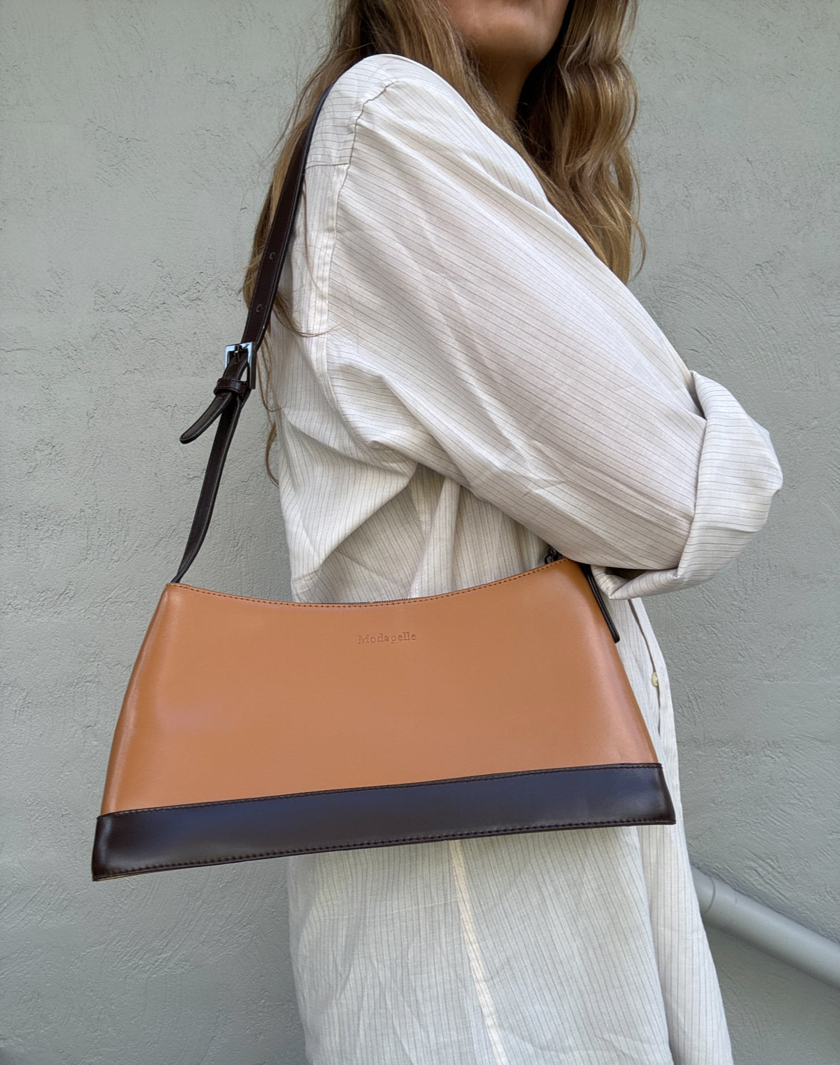 Modapelle Tan Shoulder Bag