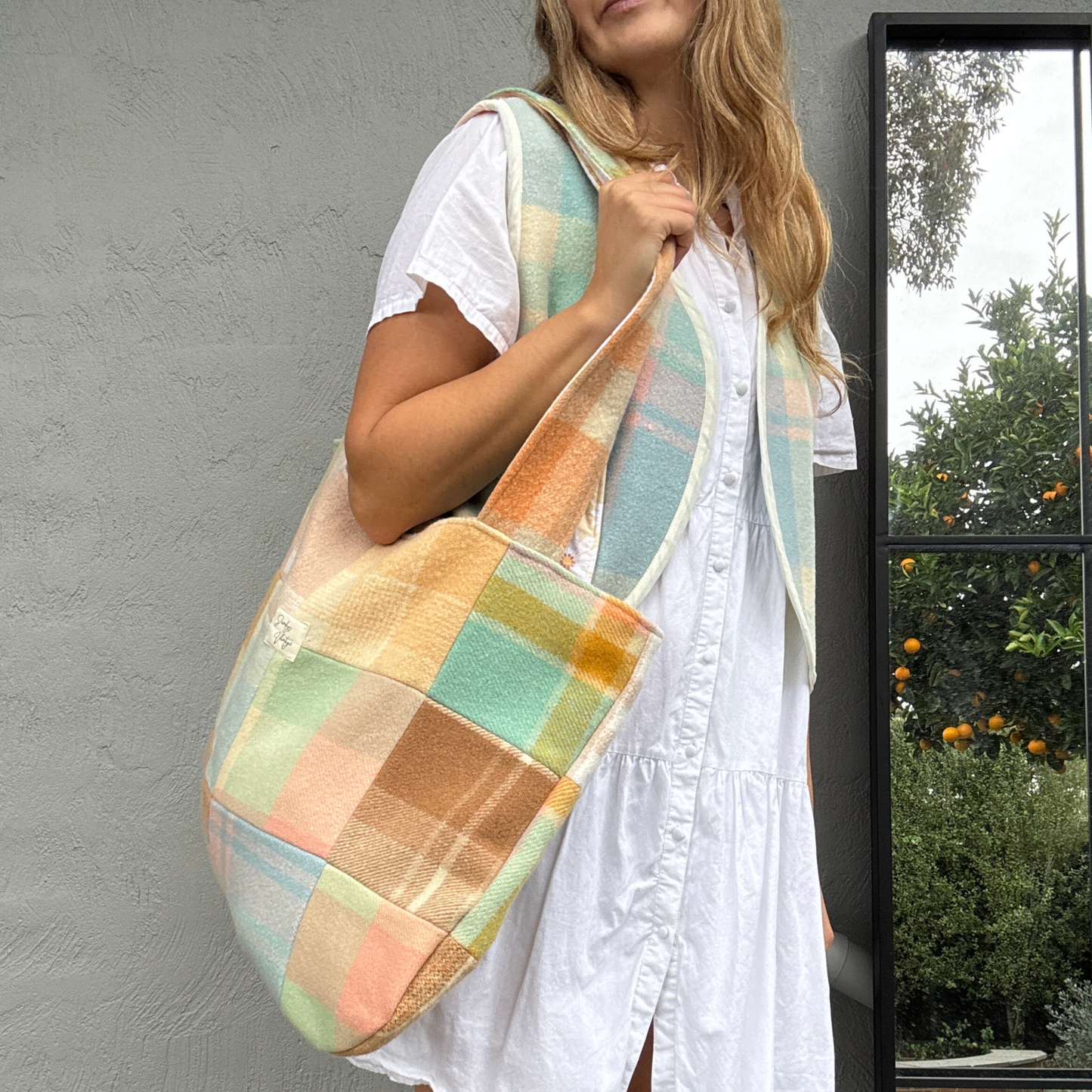 Sunday Snug Large Patchwork Bag 001