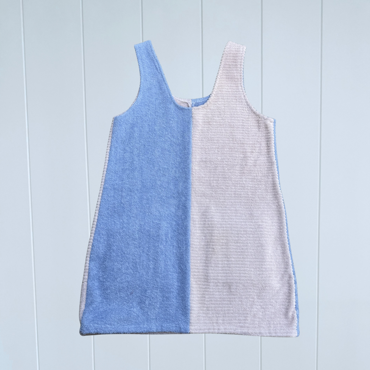 RETOWEL Dress 004 // Size 8-12