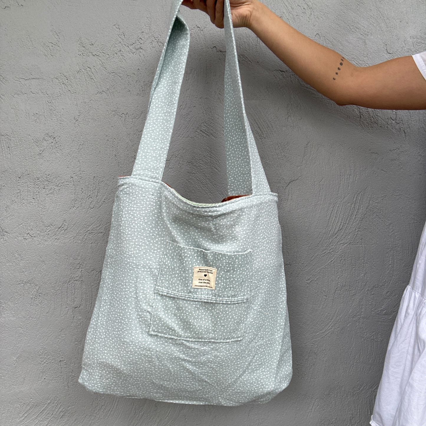 Sunday Snug Small Patchwork Bag 001