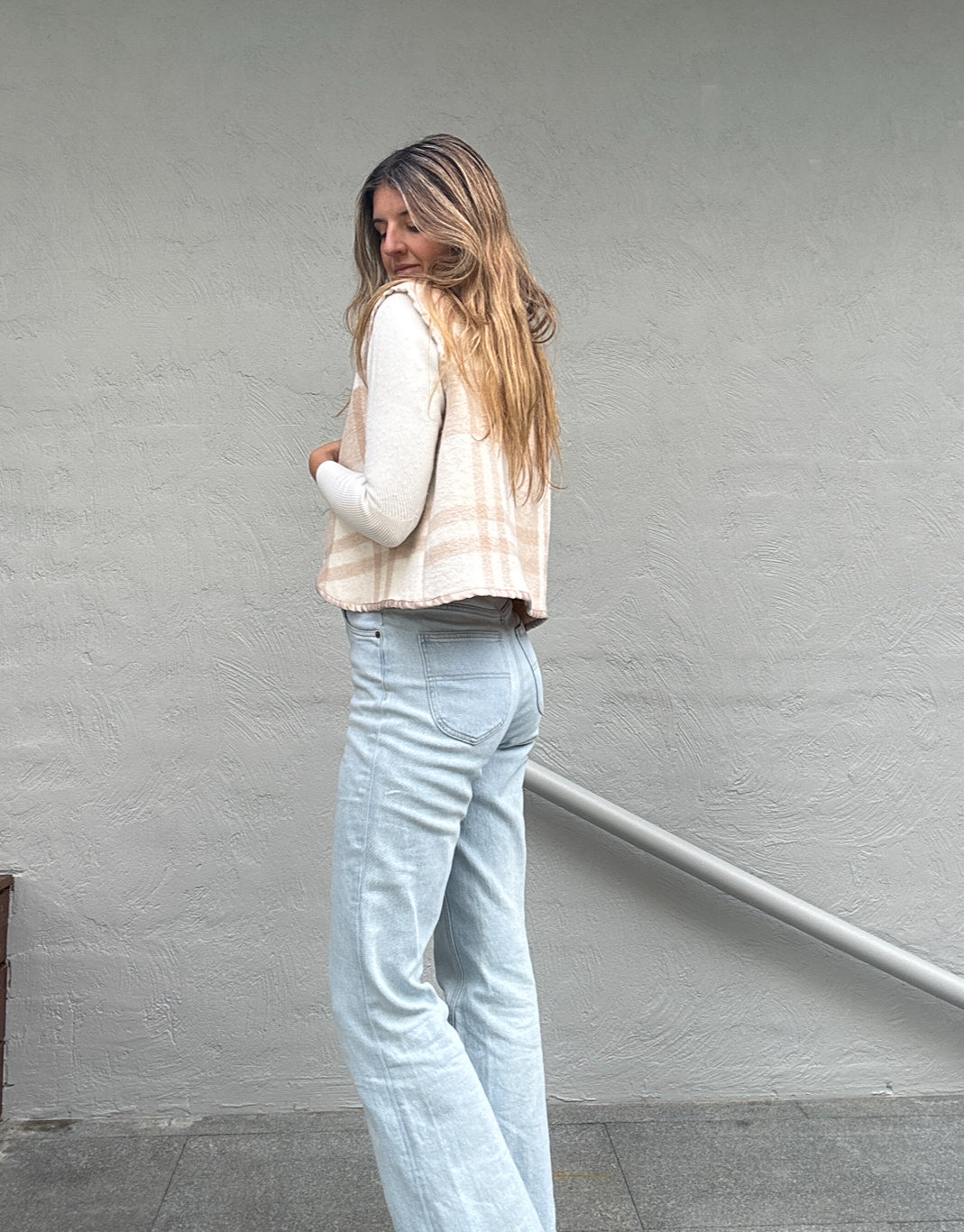 Sunday Snug Vest - Oat Milk