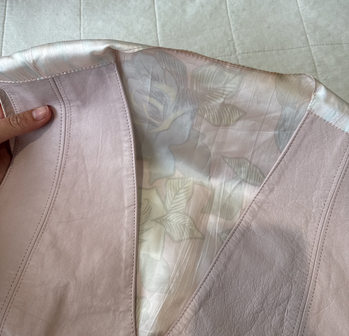 Vintage Baby Pink Leather Vest // Size 6-8