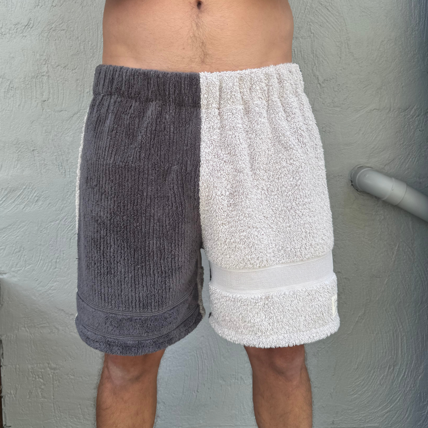 Men’s RETOWEL Shorts 001 // Size 30-34