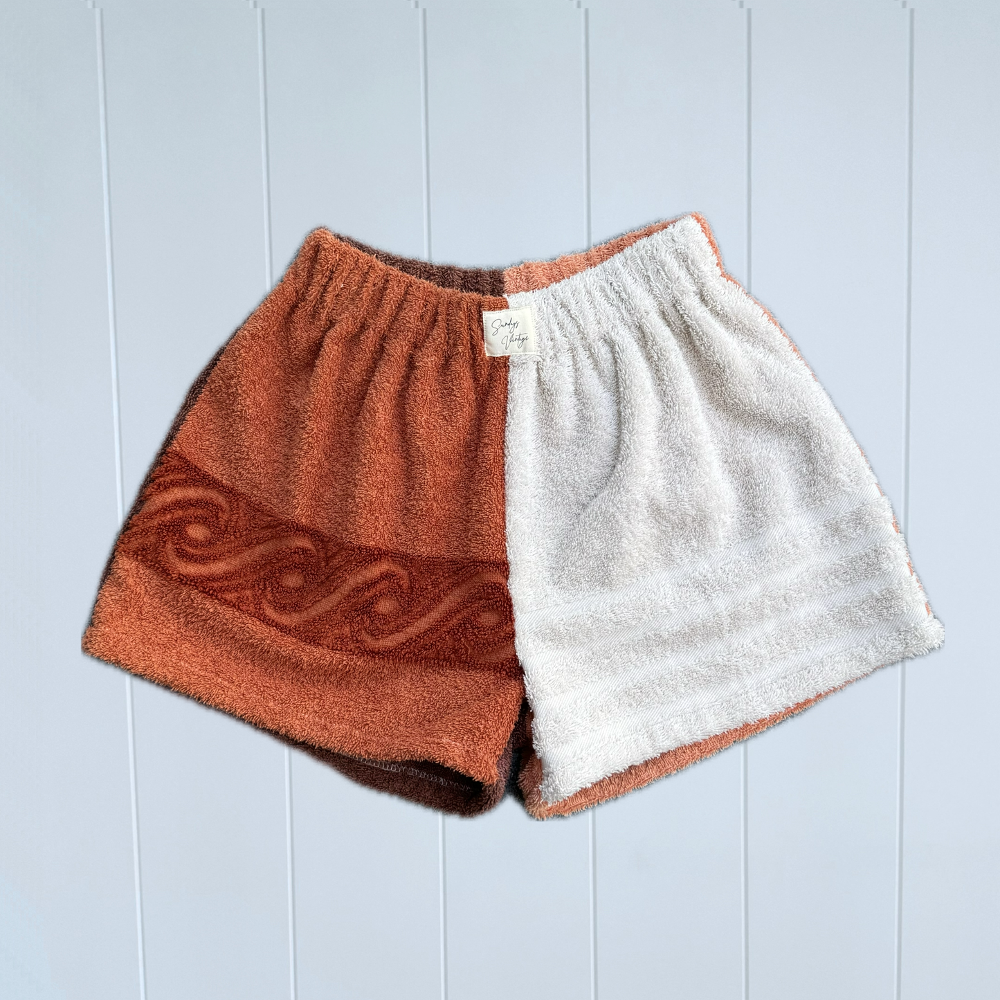 Women's RETOWEL Shorts 007 // Size 8-12